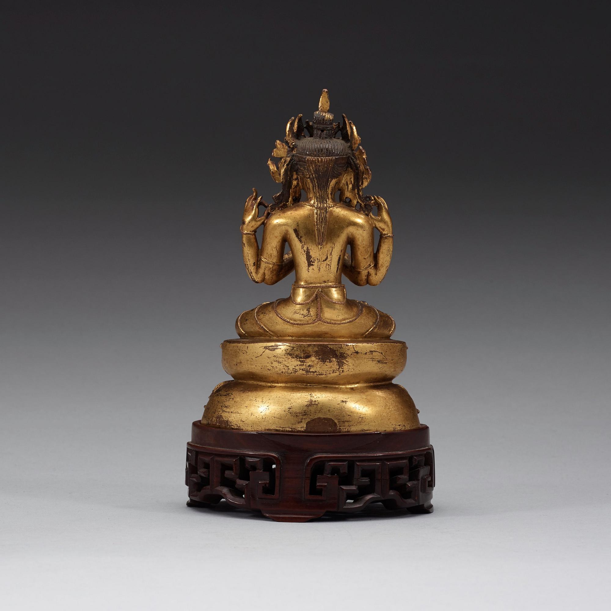 BODHISATTVA, förgylld kopparlegering. Tibet 14/1500-tal.