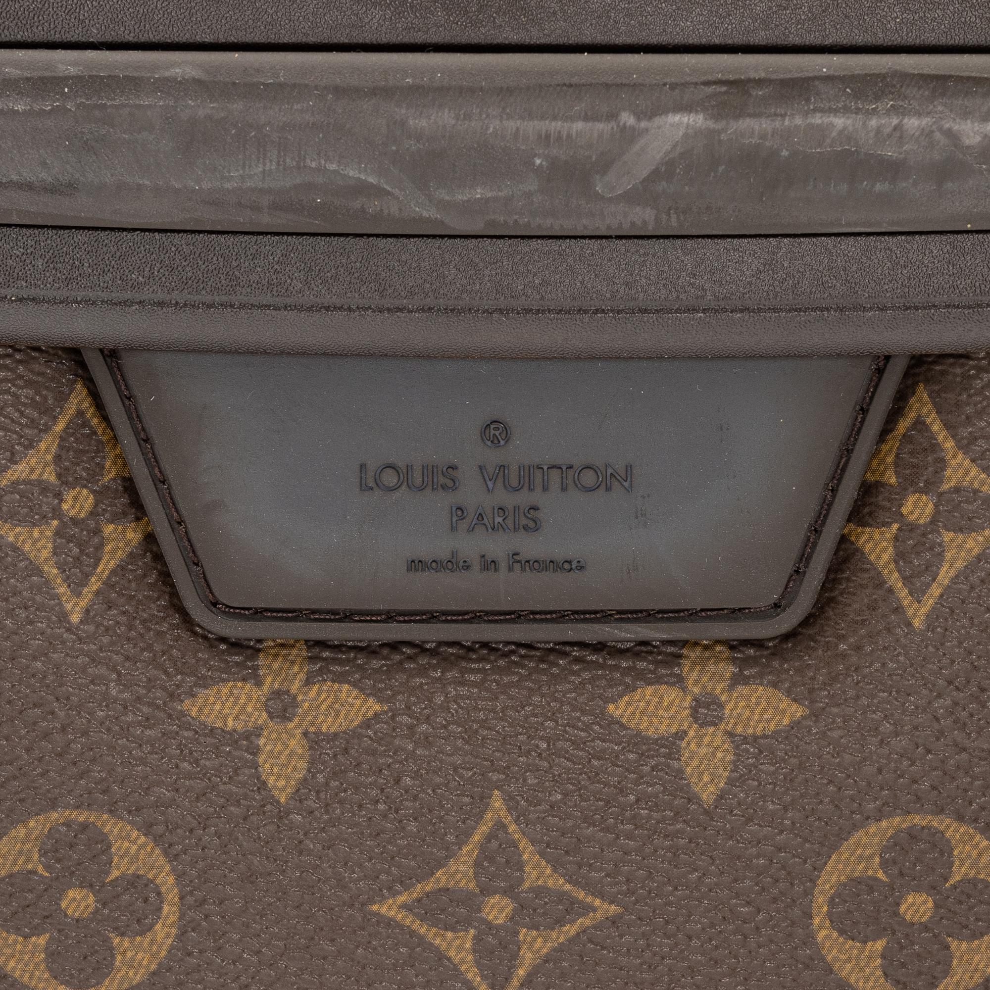 Louis Vuitton, a 'Zephyr 65' travel bag, 2014.