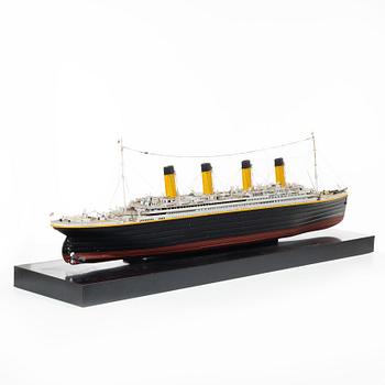 Ship model, "Titanic", 20th century.