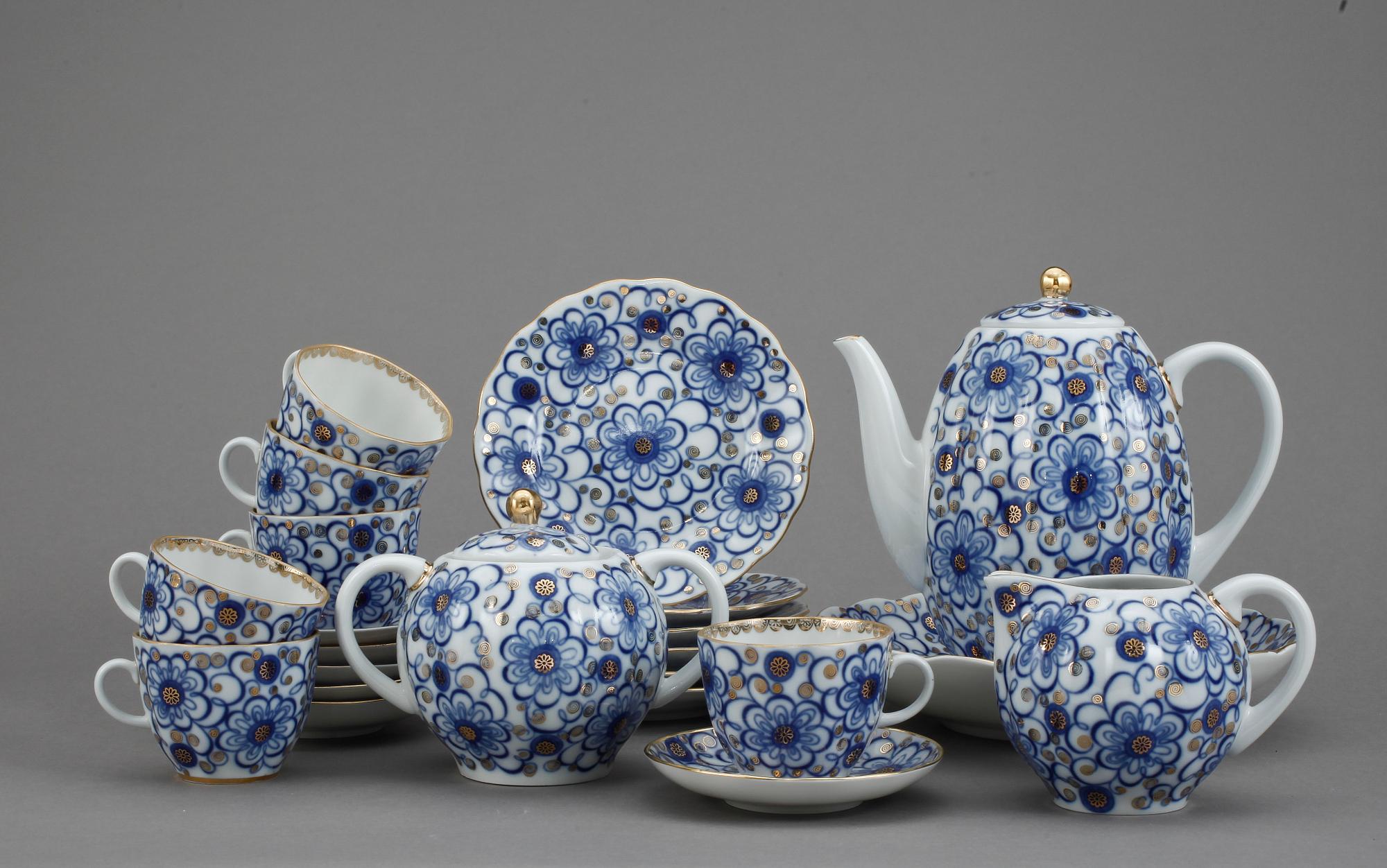 KAFFESERVIS, 16 delar, porslin, Lomonosov, Sovjetryssland. 1900-talets andra hälft.