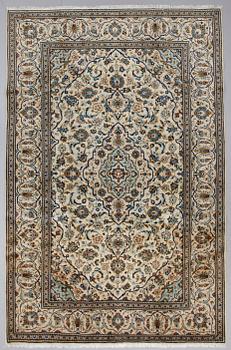 MATTA, Keshan, ca 306 x 198 cm.