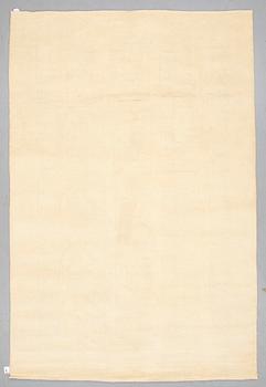 A carpet, India, contoured, ca 290 x 190 cm.