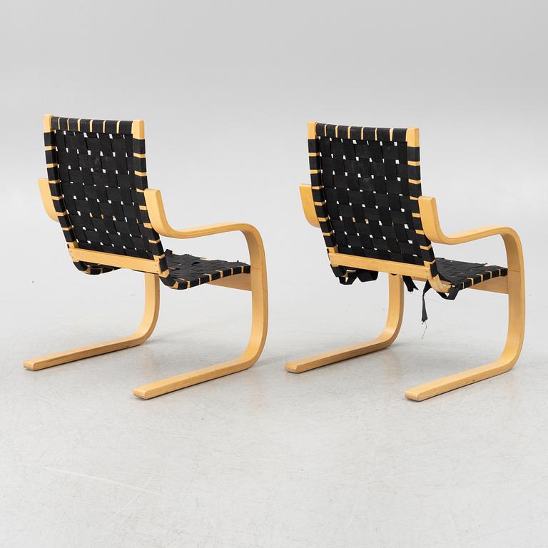 Alvar Aalto, a pair of model 406 armchairs, Artek, end of the 20th century.