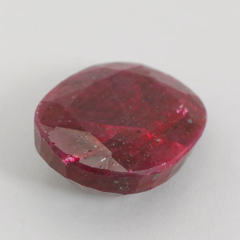 RUBIN, oinfattad, 211.75 ct.