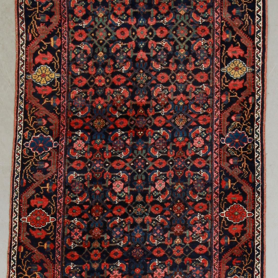 MATTA, orientalisk, ca 467 x 118 cm.