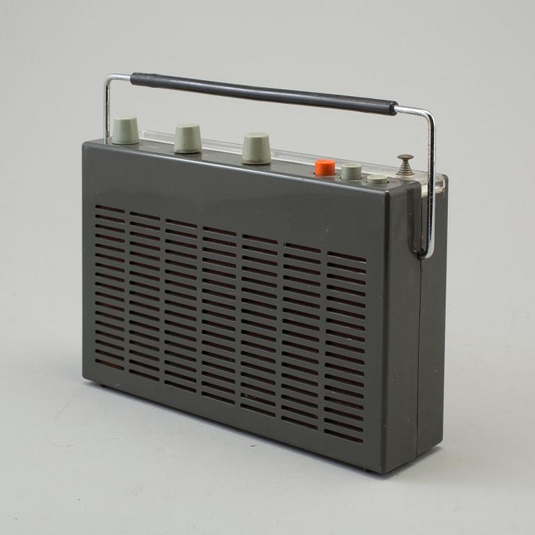DIETER RAMS, radio, "T521", designed in 1962.
