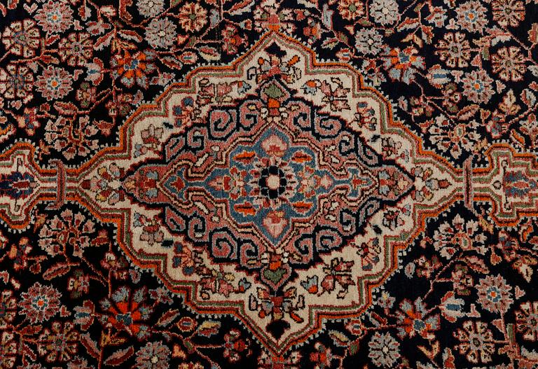 MATTA, troligen Djozan, old/semiantik, ca 208 x 128 cm.
