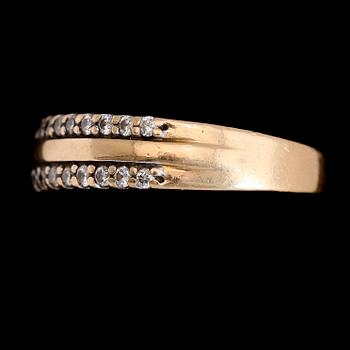 RING, 18K guld, briljantslipade diamanter.