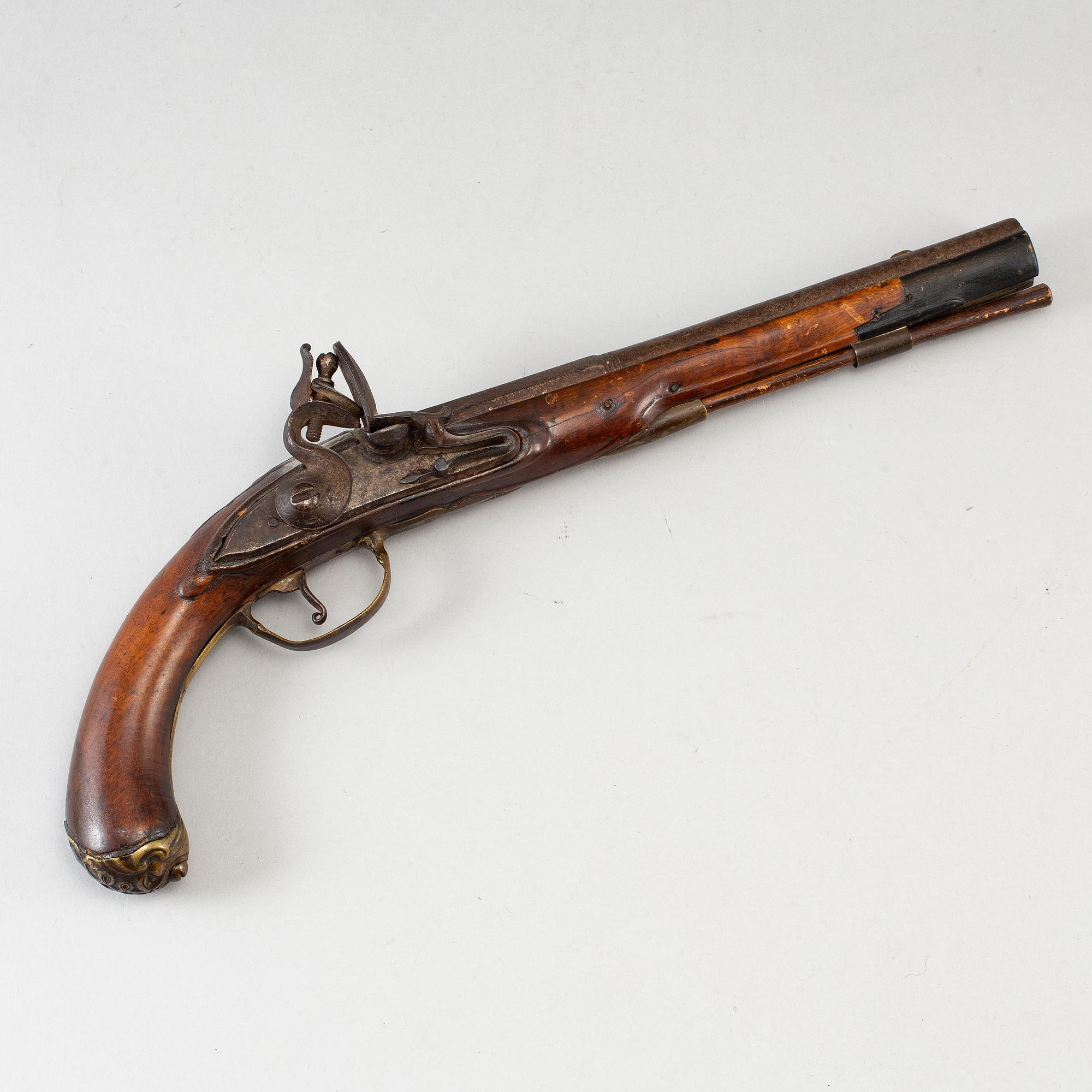 A late 18th century pistol.