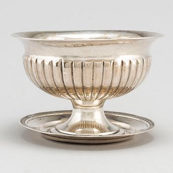 A parcel gilt silver bowl by Carl Tengsted Gothenburg 1834.