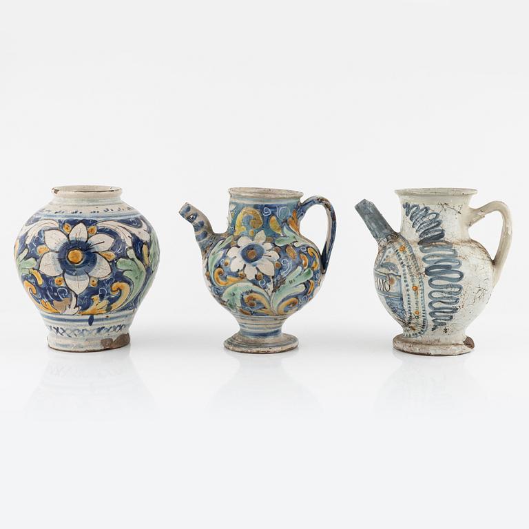 Seven earthenware apothcahry jars, southern Europe, 18th/19th century.