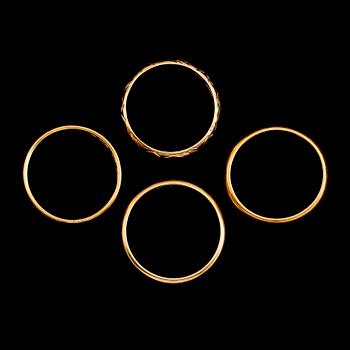 RINGAR, 4 st, 18 k guld. Vikt ca 16 gram.