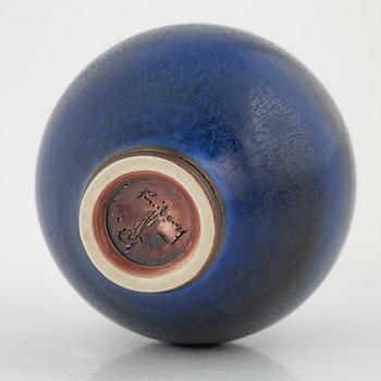 Berndt Friberg, vases, 2 pieces. Gustavsbergs studio.