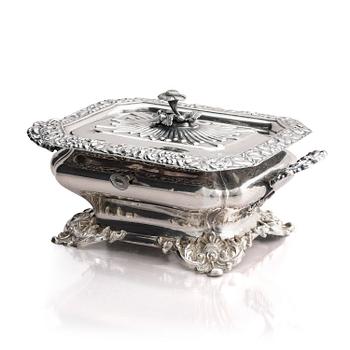 124. A Swedish 19th century silver sugar-casket, mark of Gustaf Möllenborg, Stockholm 1840.