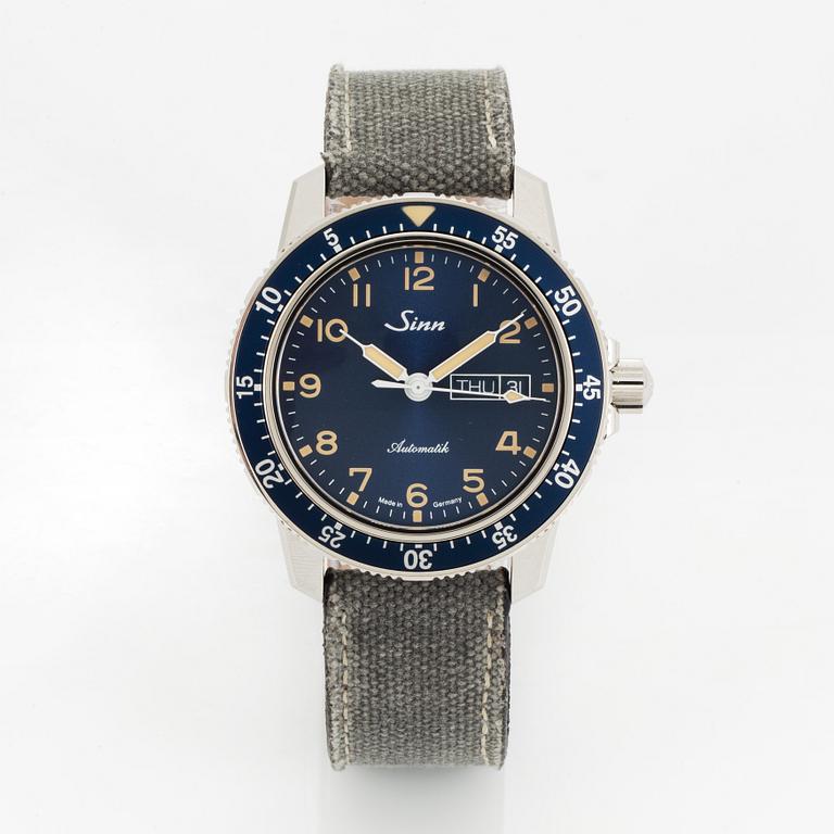Sinn, 104 St Sa A B E, wristwatch, 41 mm.