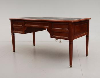 SKRIVBORD, gustaviansk stil, 1900-talets andra hälft.