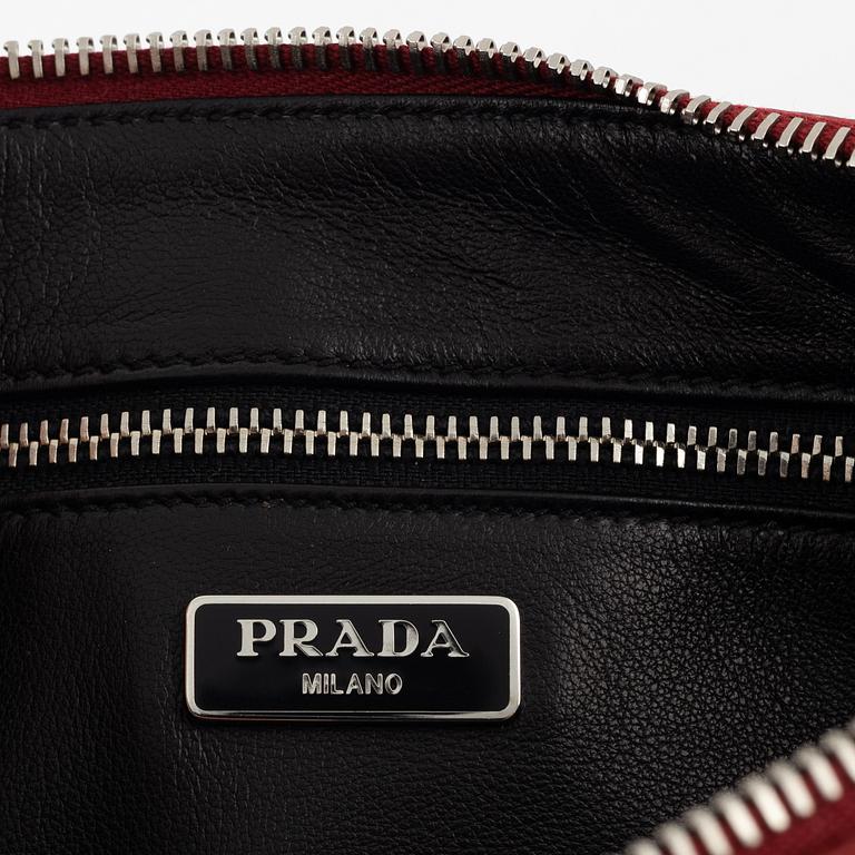 Prada, clutch.