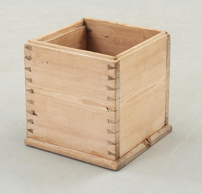 MÅTT, trä, allmoge. 1800-tal.