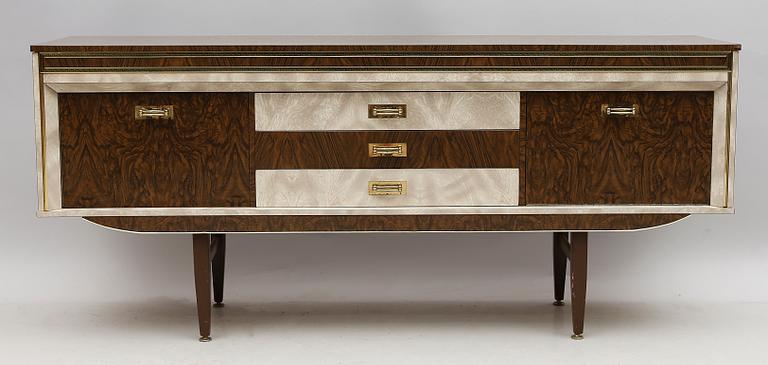 SIDEBOARD, 1900-talets andra hälft.