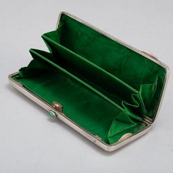 A silver wallet by an unknown maker, Moscow, 1908-17.