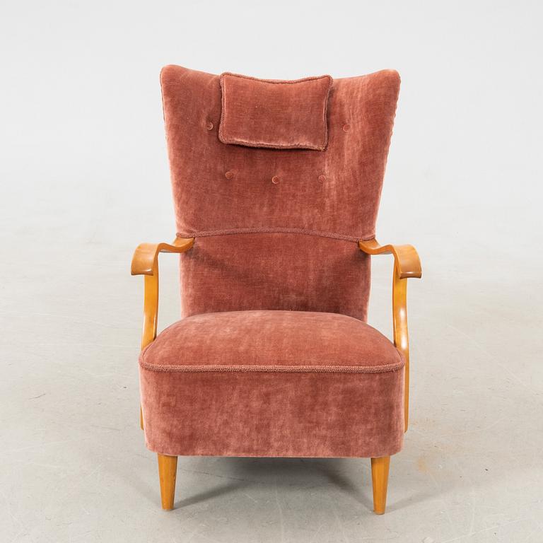 Armchair 1940s.