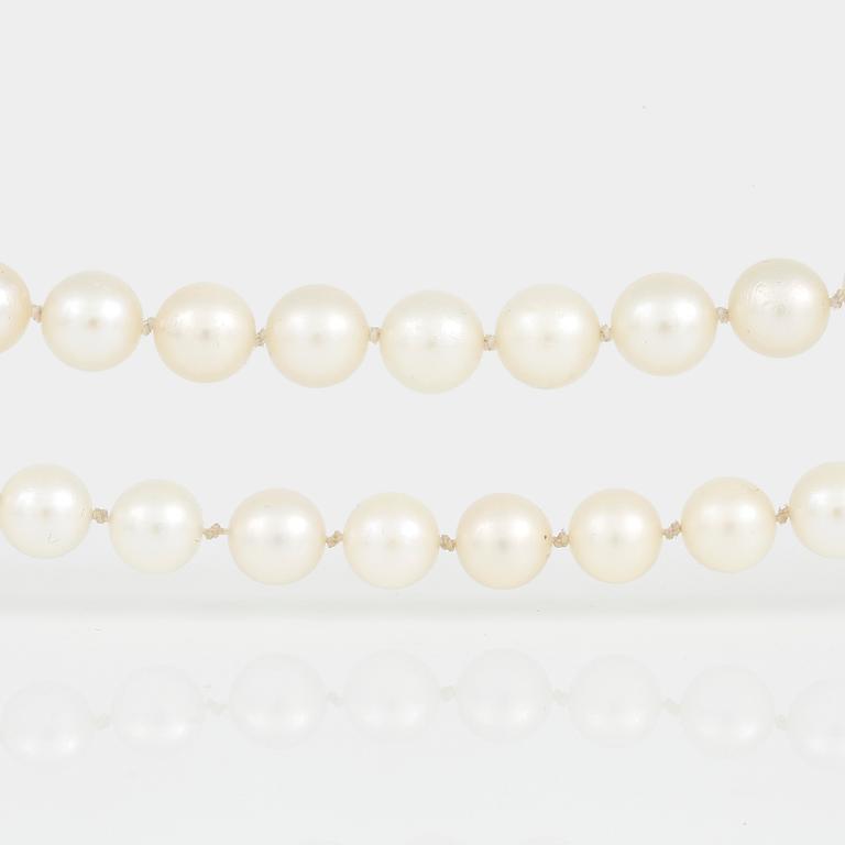 COLLIER, 2 st, med odlade pärlor.