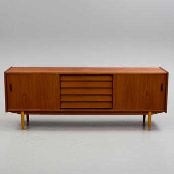 SIDEBOARD, "Trio", Nils Jonsson, Troeds, 1900-talets andra hälft.