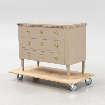A painted Gustavian style chest of drawers, first half of the 20th century.