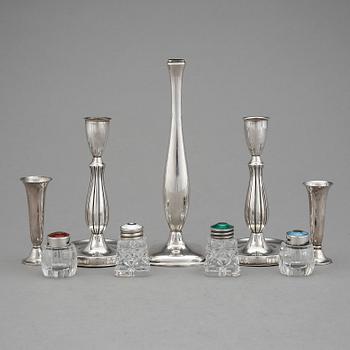 PARTI SILVER, 9 delar, 1900-tal. Tot vikt ca 443 gram (inkl. glas).