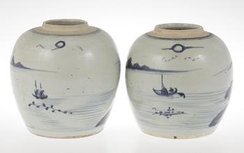 KRUS, 2 st, porslin, Kina, Qingdynastin, 1800-tal.