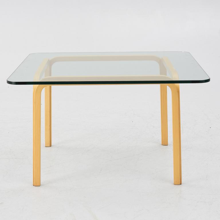 Alvar Aalto, Coffee table, model Y805B, Artek, Finland.