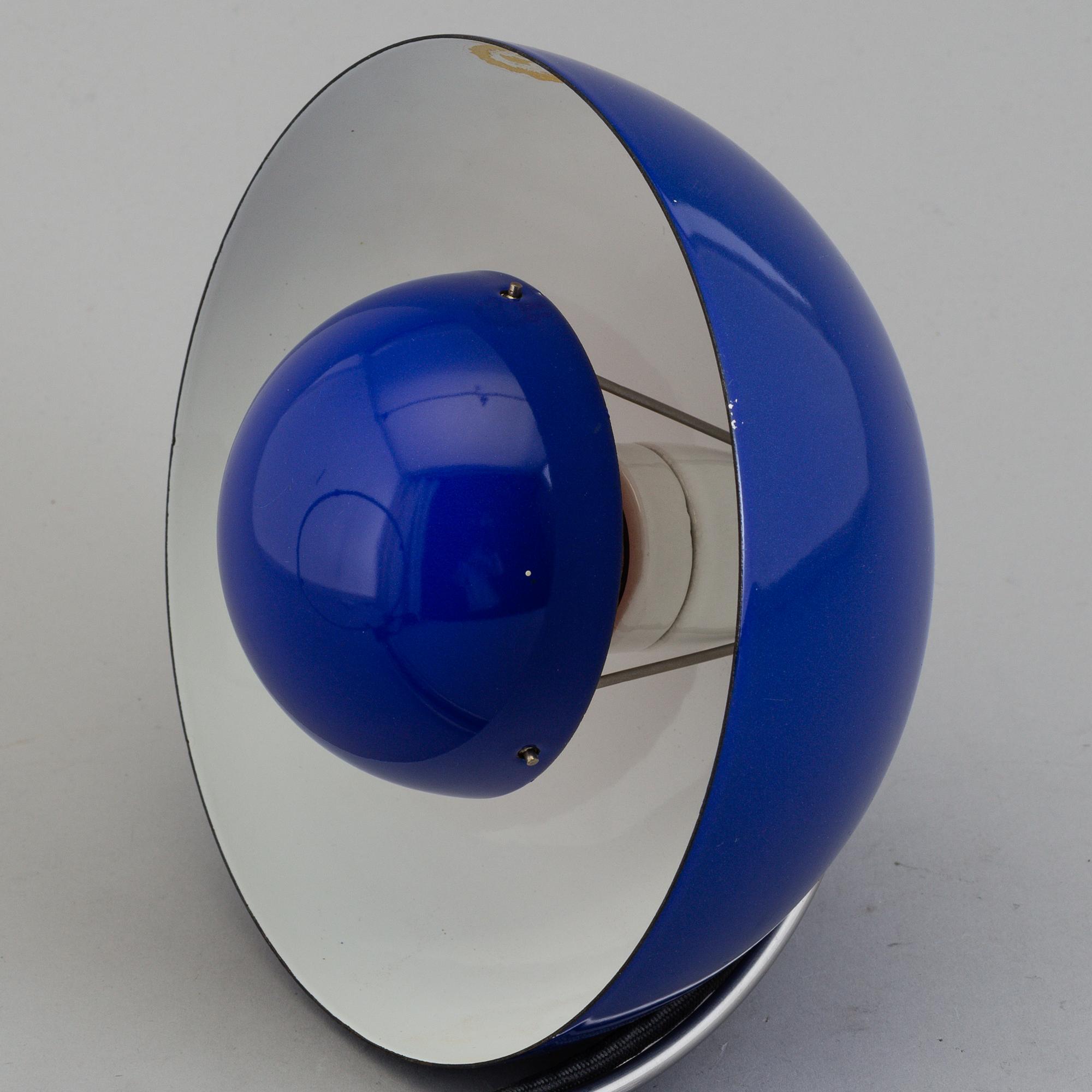 VERNER PANTON, bordslampa, "Flower Pot", Louis Poulsen, 1900-talets andra hälft.