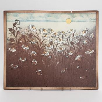 Heljä Liukko-Sundström, A ceramic wall plaque signed and dated Arabia -82, 349/600.