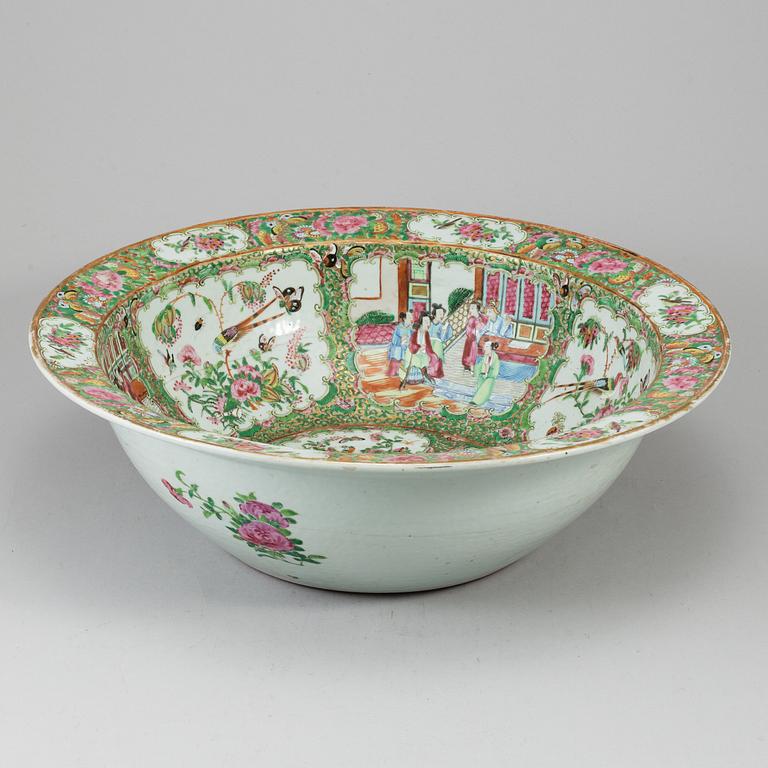 A very large famille rose Canton punch bowl, Qing dynasty, late 19th century.