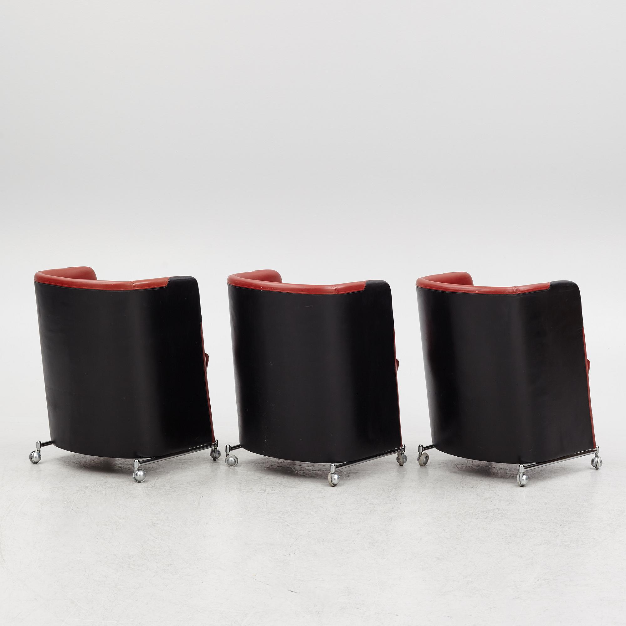 Börge Lindau & Bo Lindecrantz, a set of three armchairs and a table, including "Solo M", Lammhults, late 20th Century.