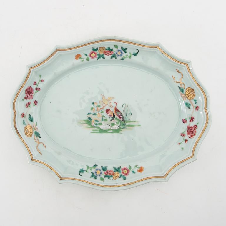Service pieces 5 pcs China 18th century porcelain.