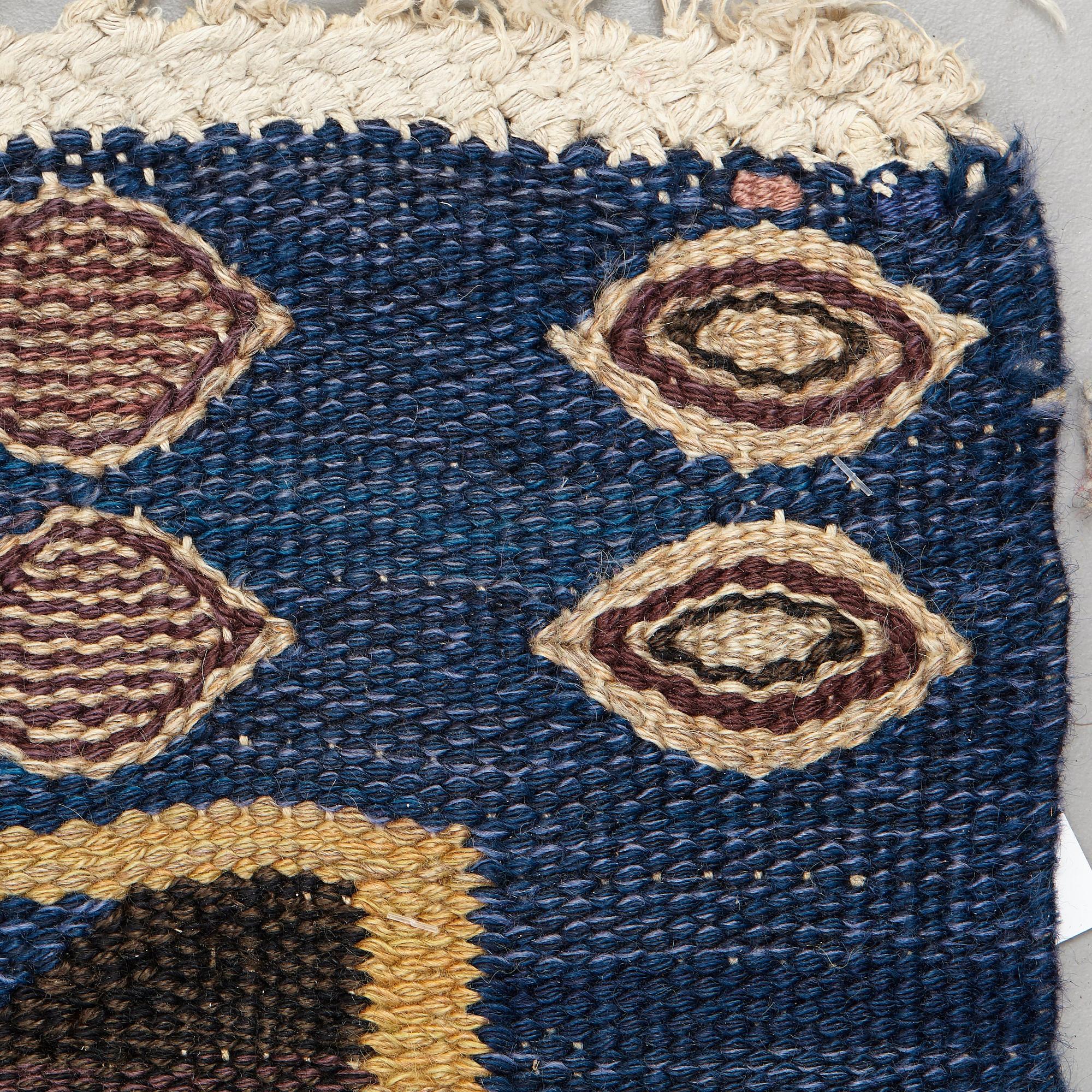 Barbro Nilsson, MATTA, "Snäckorna", gobelängteknik, ca 267-268 x 234,5-246,5 cm, signerad AB MMF BN.