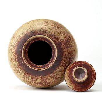 A Wilhelm Kåge Farsta stoneware jar and cover, Gustavsberg studio, Sweden 1960.
