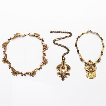 Seppo Tamminen, kaulakoruja, 3 kpl, pronssia.