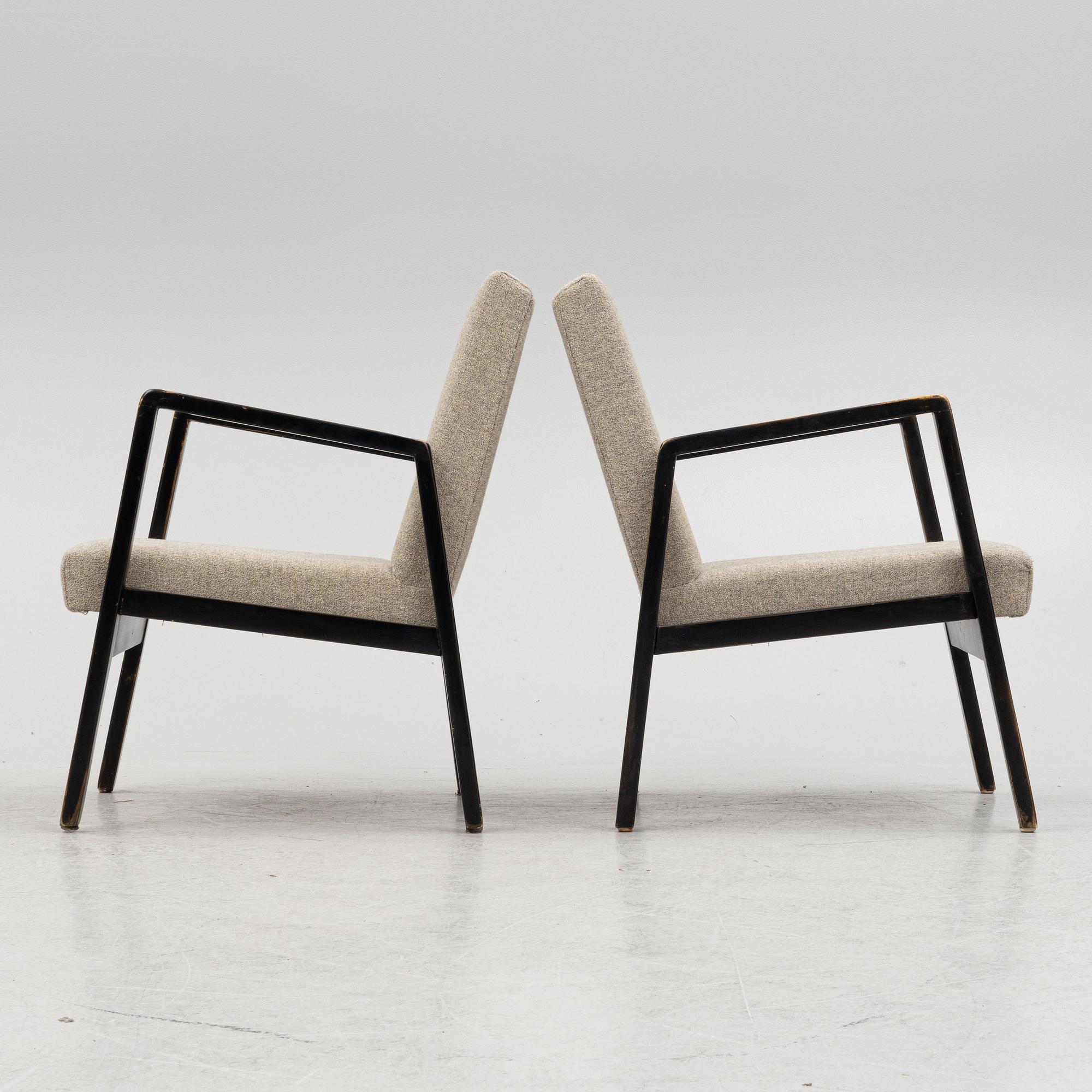 Alvar Aalto, a pair of armchairs model "403", Artek, Finland, mid-20th century.