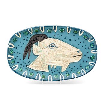 325. A Pablo Picasso 'Tête de chèvre de profil' faience dish, Madoura, Vallauris, France 1952.