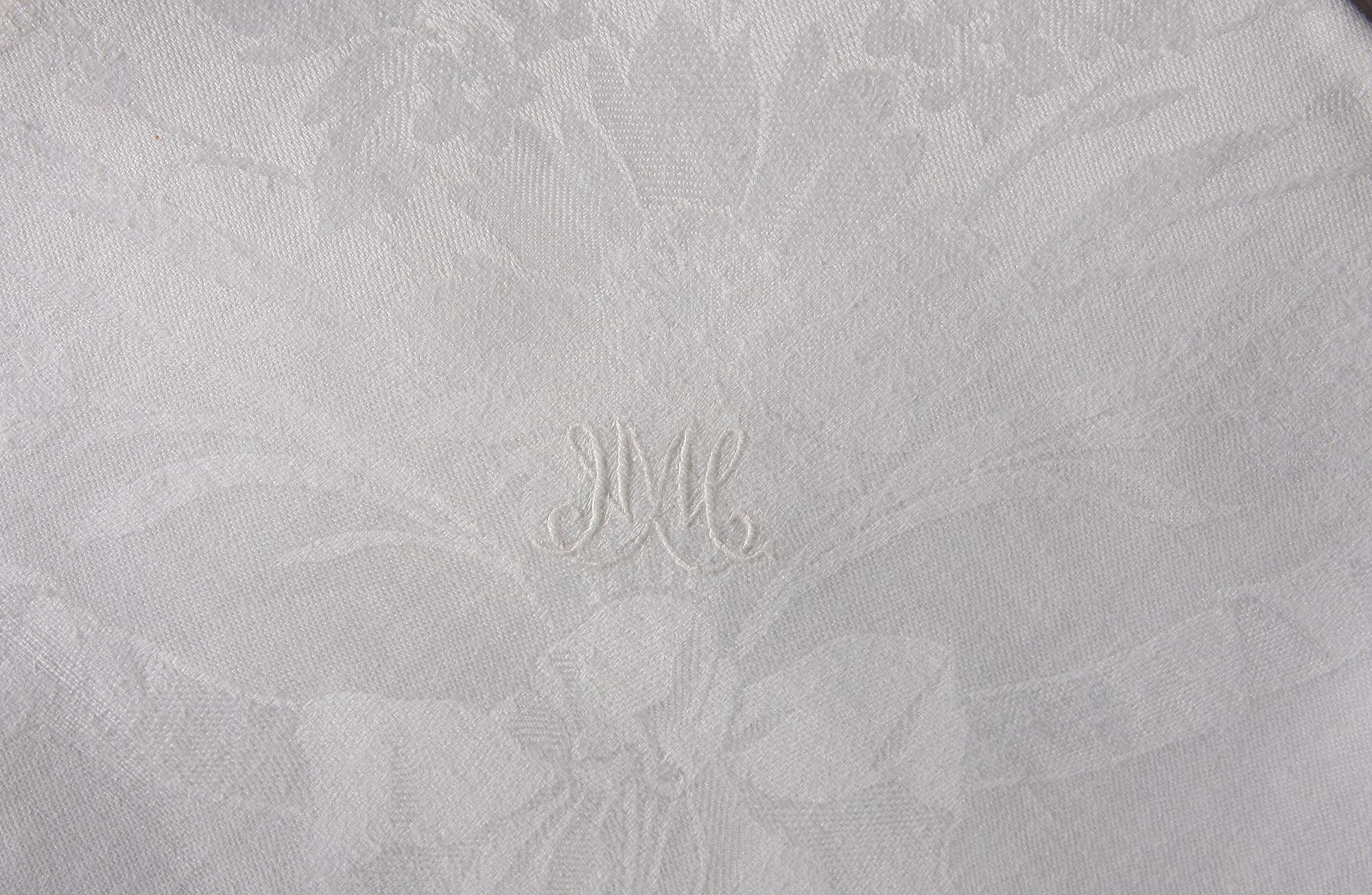 PARTI LINNEDAMAST, 18 delar, 1900-tal.