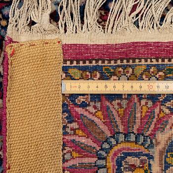 Rug, Kirman, approx. 365 x 265 cm.