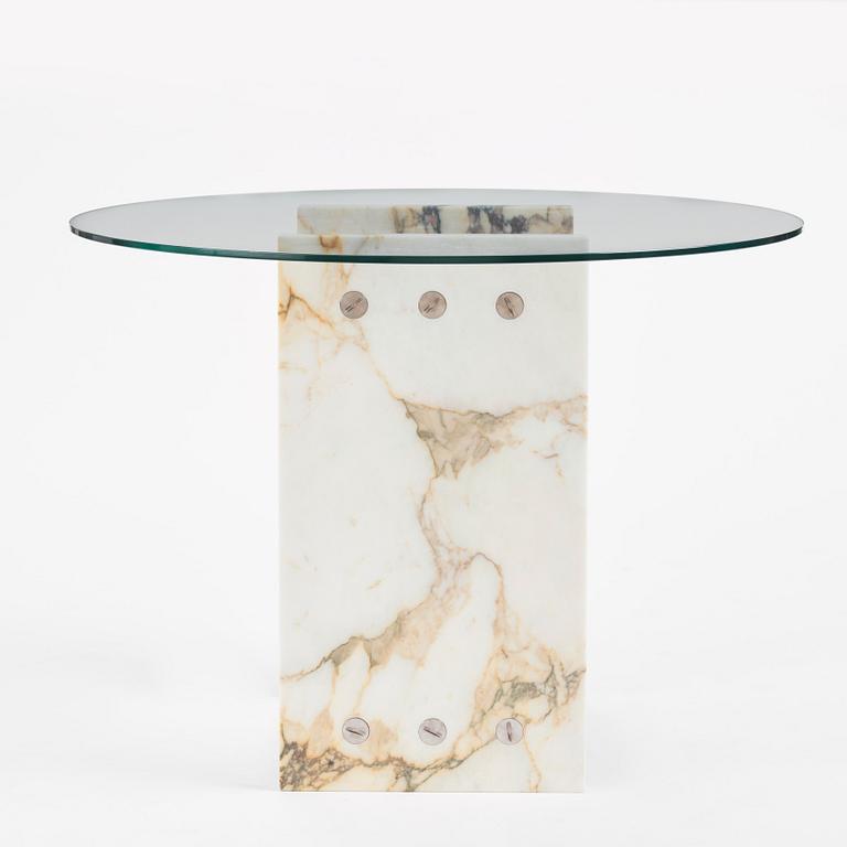 Per Söderberg, ett unikt bord, "PS Bespoke Cube”, No Early Birds, 2021.