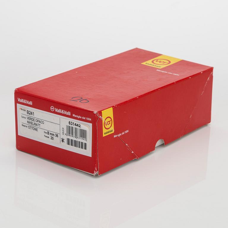 Eero Aarnio, vetimiä, 20 kpl, Valli&Valli, Italia, 2007/08.