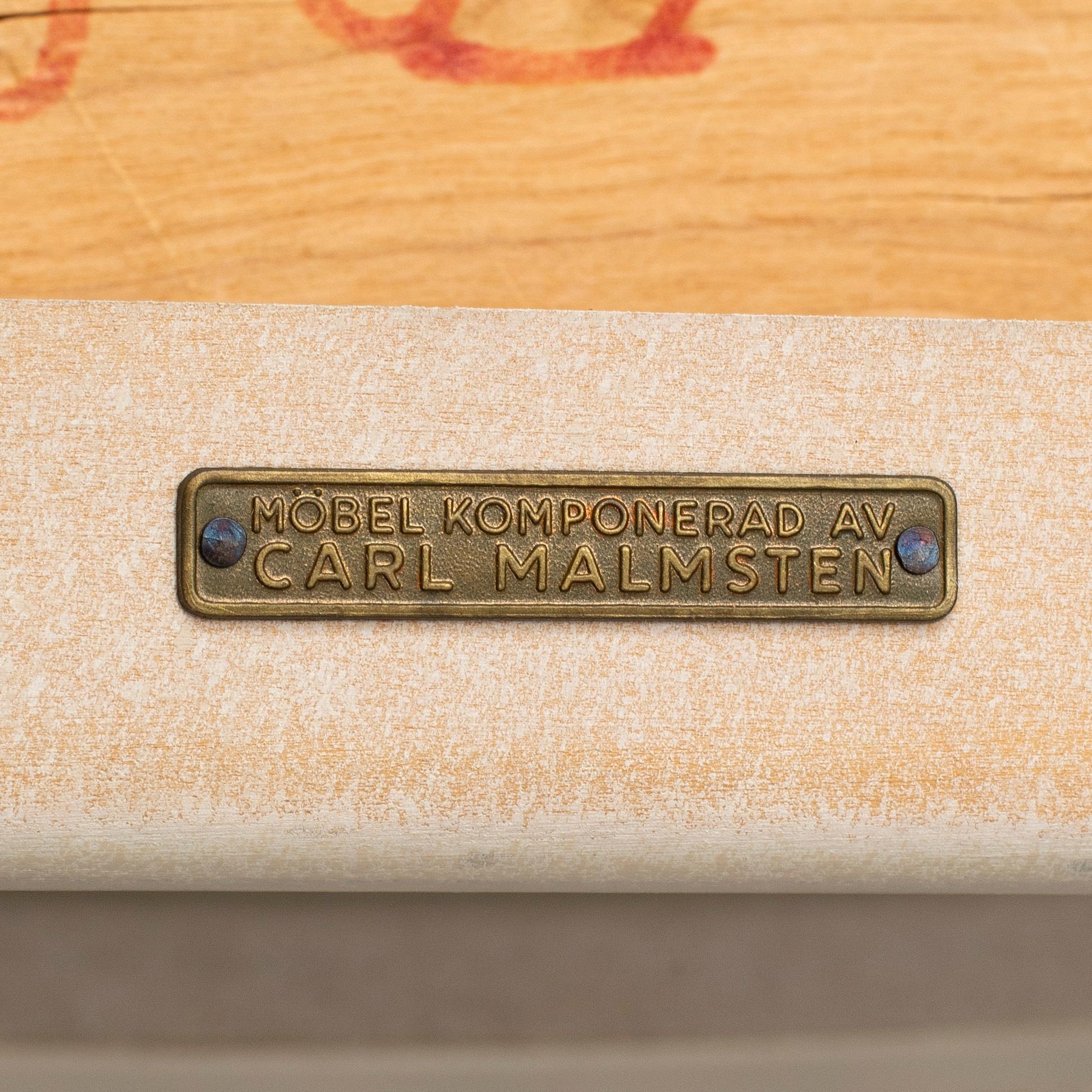 CARL MALMSTEN, matgrupp, 7 delar, 6 stolar samt bord. Två iläggskivor medföljer.