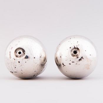 GEORG JENSEN, salt and pepper shakers, silver, design Harald Nielsen. Copenhagen 1945-51.