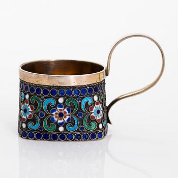 Charka / supkopp, förgyllt silver och cloisonnéemalj, S:t Petersburg 1908-1926.