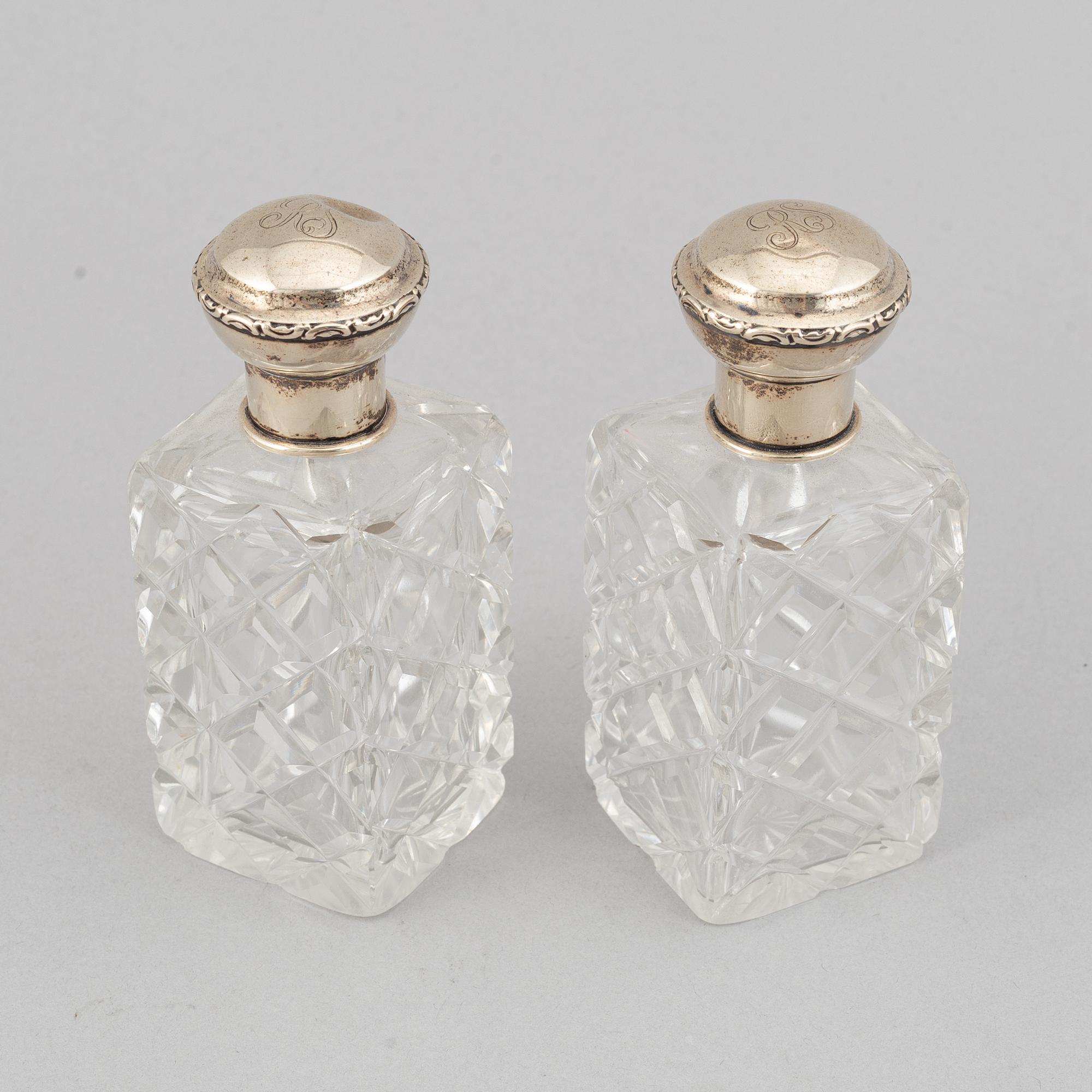 A set of seven toiletries, Including Sjögren Ab Juvelerare Oscar, Göteborg, 1920.
