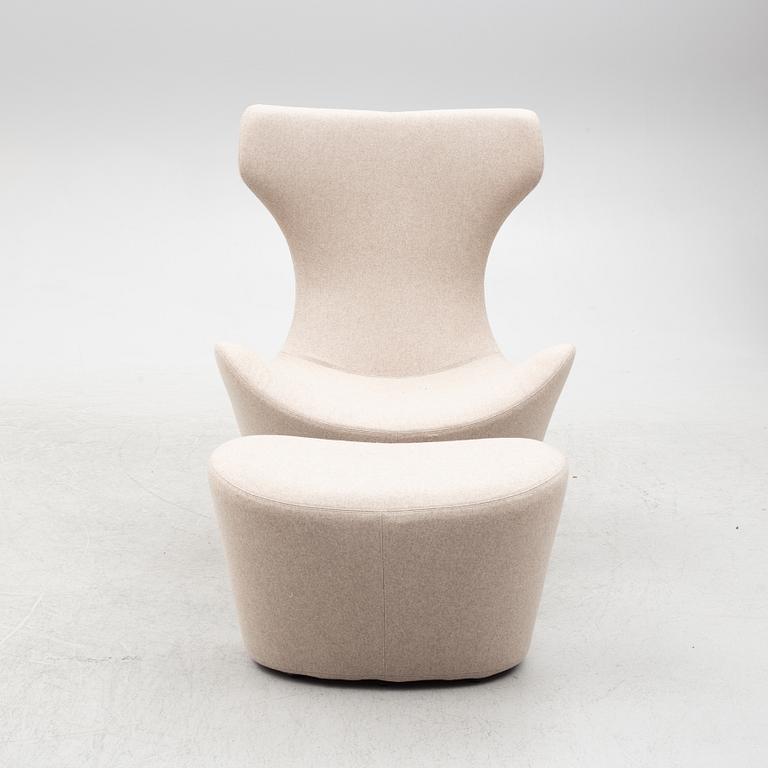 Naoto Fukasawa, fåtölj med fotpall, "Grande Papilio", B&B Italia.